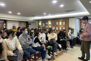 C2E2B7E2-C5B6-446A-AB73-417CF816FD39